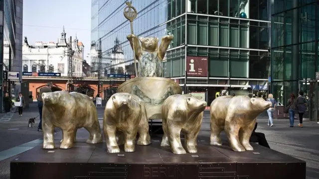 تماثيل من الدببة في ألمانيا