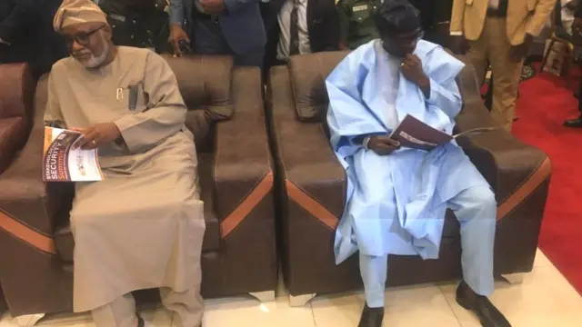 Awọn gomina ẹkun iwọ oorun guusu