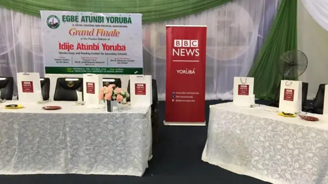 Ẹgbẹ́ Atunbi dá dúró gedegbe, ó sì ń ṣe igbe lárugẹ àṣà, kò fi ti òṣèlú àti ẹ̀sìn ṣe.