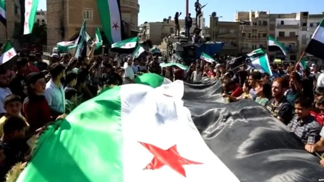 आंतरराष्ट्रीय समुदायांनी हस्तक्षेप करण्याची मागणी नागरिकांतर्फे होत आहे.