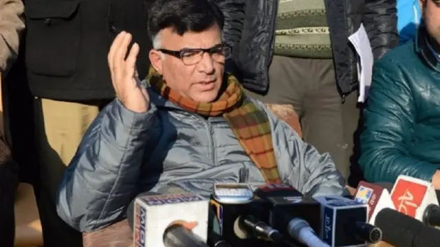 पीडीपी के महासचिव डॉ महबूब बेग