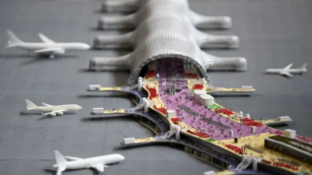 El nuevo aeropuerto de México es tema de controversia en la campaña presidencial.