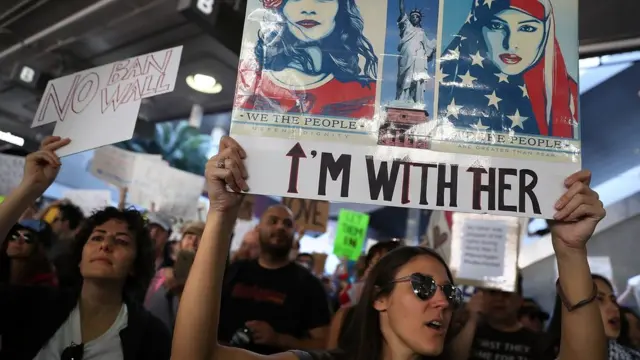 Протестующие в Лос-Анджелесе