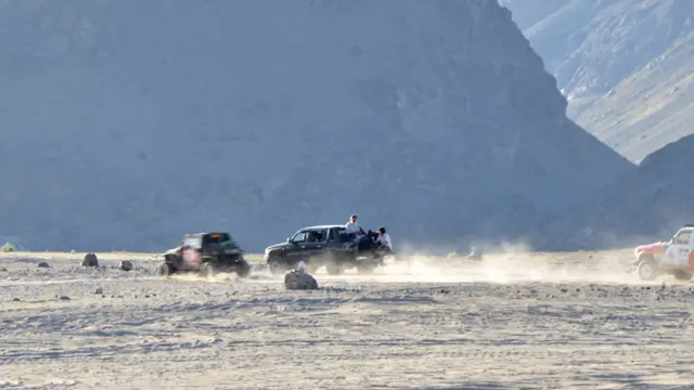 سرفرنگا جیپ ریلی