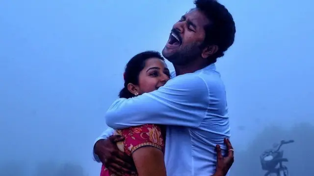 'களவாடிய பொழுதுகள்'