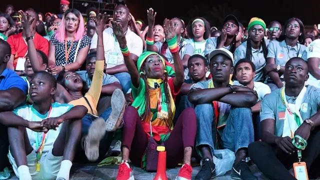 Des supporters des Lions lors de la finale Sénégal-Algérie