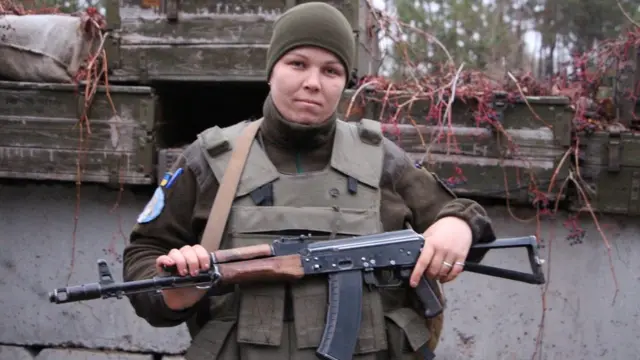 женщина в армии