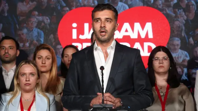 Саво Манојловић