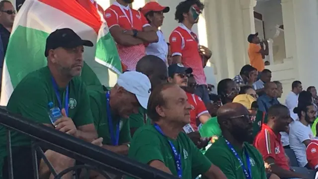 Gernot Rohr na ndị otu ya