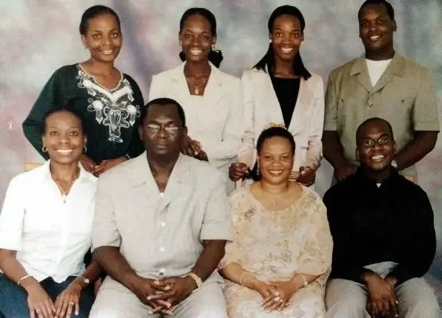 Idile oloogbe Dora ati Chike Akunyili