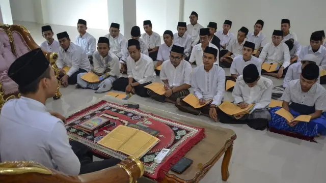 kegiatan di pesantren