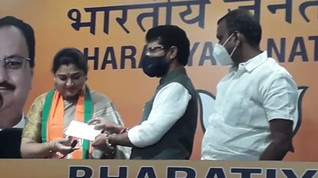 குஷ்பு, சுந்தர்.சி பாஜகவில் இணைந்தனர்; இழப்பில்லை என்கிறது காங்கிரஸ்