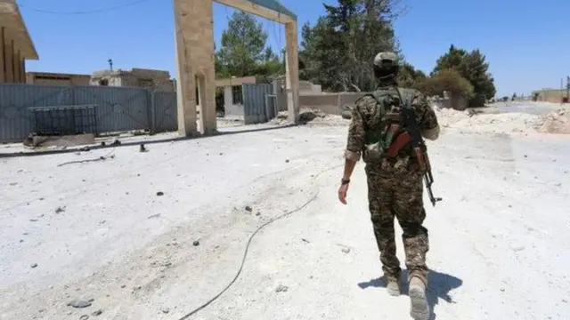 Mənbicdə kürd qüvvələri