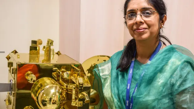 இஸ்ரோ விஞ்ஞானி நந்தினி ஹரிநாத்