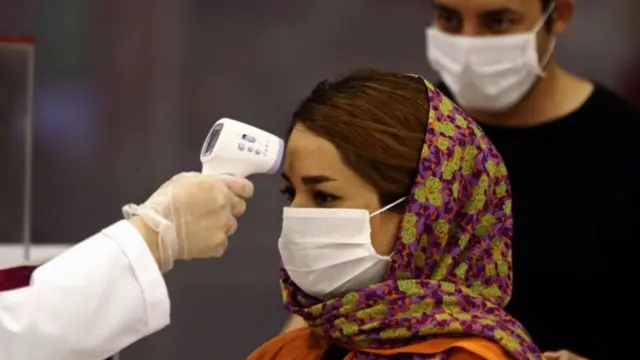 மத்திய கிழக்கு நாடுகளுக்கு இரான் விமான சேவையால் பரவிய கொரோனா வைரஸ் : பிபிசி ஆய்வு