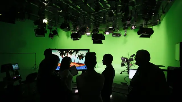 Журналисты RT в ожидании визита В.Путина