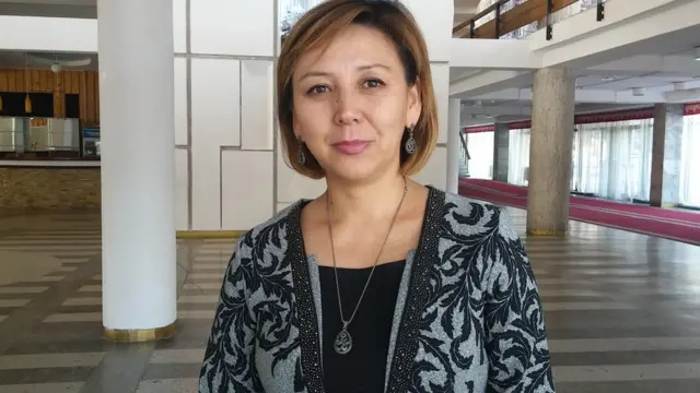 Улуттук тил комиссиясынын билим берүү бөлүмүнүн башчысы Аида Ишеналиева.