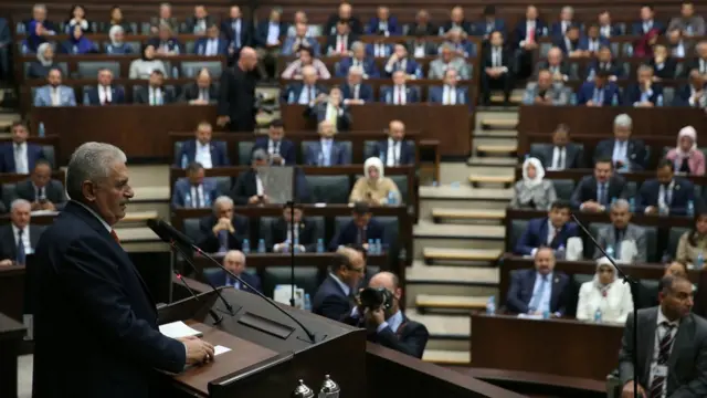 Binali Yıldırım grup toplantısı