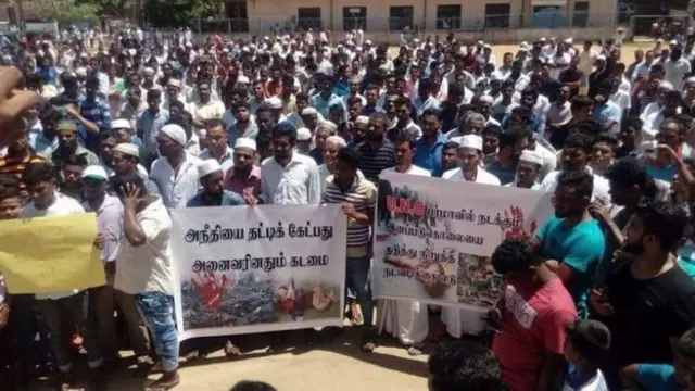 කාත්තන්කුඩි, ඔඩ්ඩමාවඩි, අක්කරෛපත්තු සහ කින්නියා යන ප්‍රදේශවල පැවති විරෝධතාවලට විශාල පිරිසක් සහභාගී වී සිටියහ