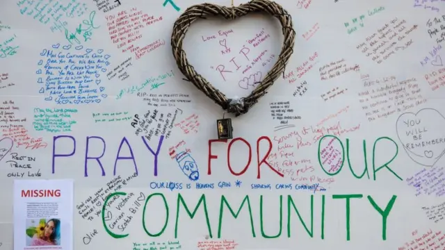 د لندن په دې ودانۍ کې د اور لګېدلو له امله لږترلږه ۱۷کسان وژل شوي. د یوه افغان په کډون د ځینو کسانو مړی او ژوندی ورک دی