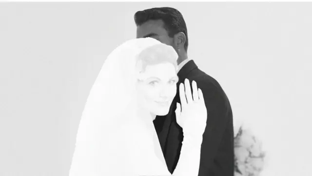 اختبر نفسك: هل تؤمن بالحب من أول نظرة أم بمرور الزمن؟