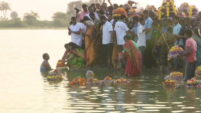 బతుకమ్మ పండుగ Batukamma Festival