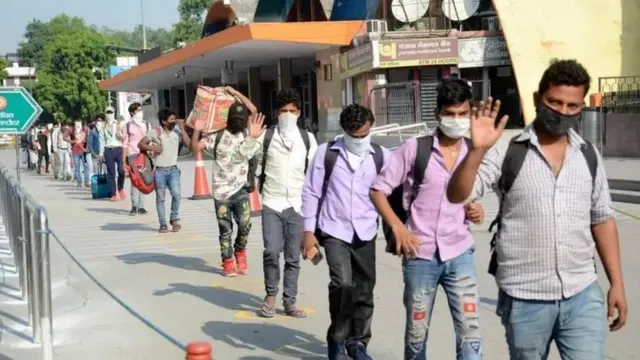 स्थलांतर