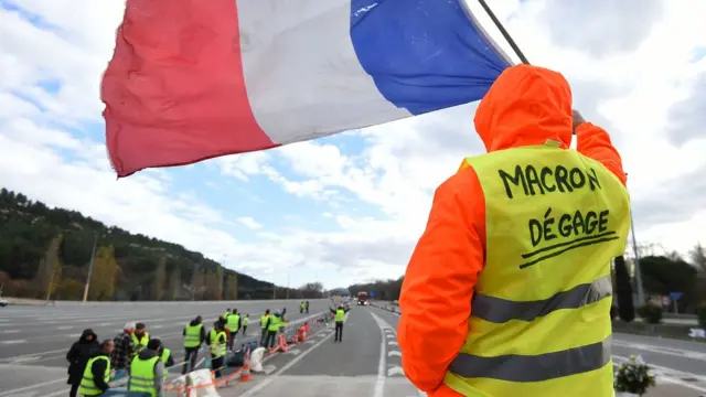 Protesto realizado no dia 9casa de apostas com bonusdezembrocasa de apostas com bonusregião próxima a Marseille, na França