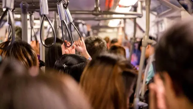 Если человек склонен к тревоге, весь мир может казаться ему опасным