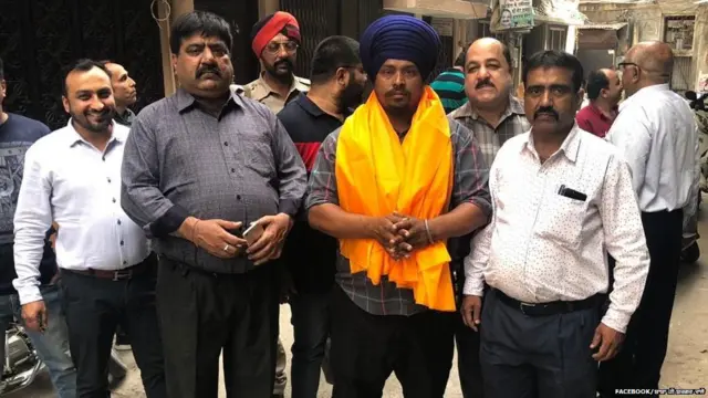 ਰਵਿੰਦਰਪਾਲ ਸਿੰਘ, ਬਾਬਾ ਜੀ ਬਰਗਰ ਵਾਲੇ