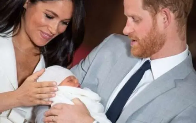 ఆర్చీతో మేఘన్, హ్యారీ