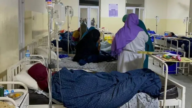 بعض النساء كن وحيدات لم يرافقهن أحد من أقربائهن إلى المستشفى