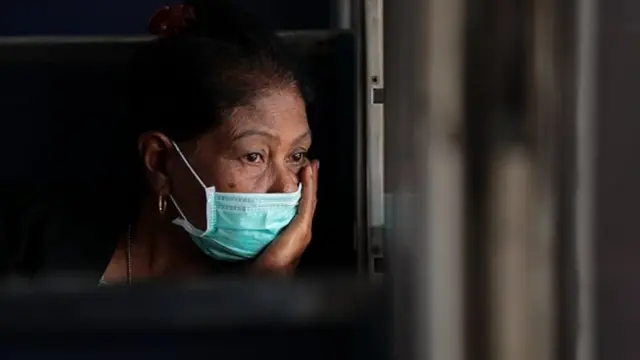 คนนั่งรถไฟ