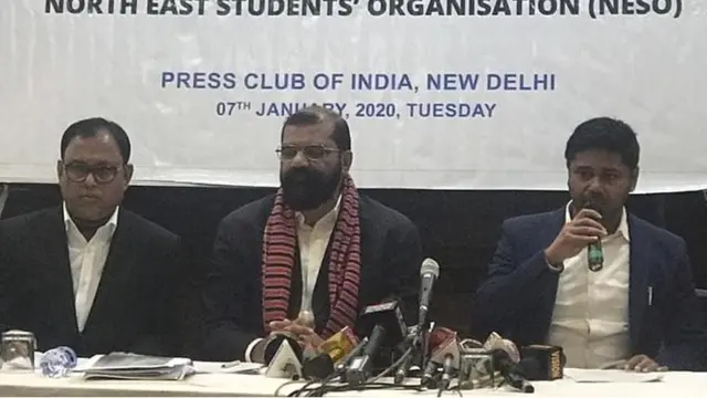 आसू जैसे ग़ैर राजनीतिक संगठन से निकले लुरिन ज्योति गोगोई (सबसे दाएं) ने असम जातीय परिषद बनाया है