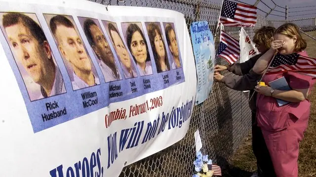 Homenagem aos astronautas mortos no Columbia