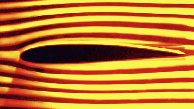 Ala de avión en un túnel de viento