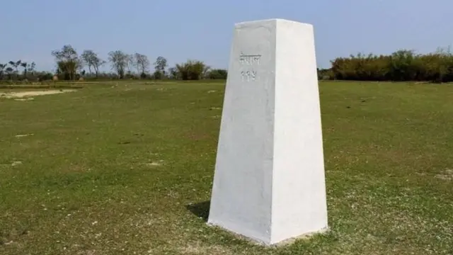 सीमा स्तम्भ