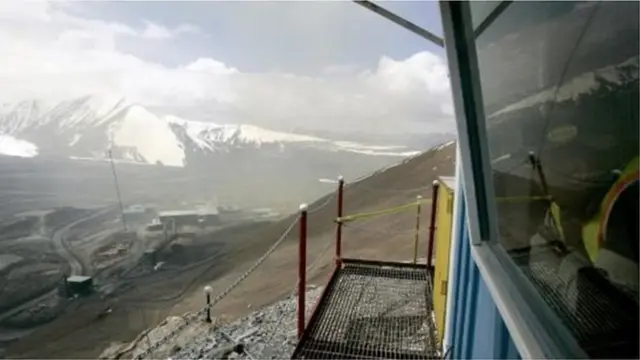 "Кумтөр" дүйнөдөгү он ири алтын кендин бири катары белгилүү.