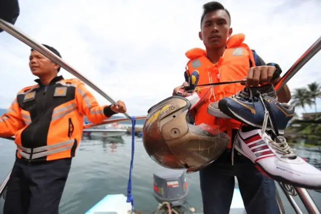 pencarian terus dilakukan di danau Toba