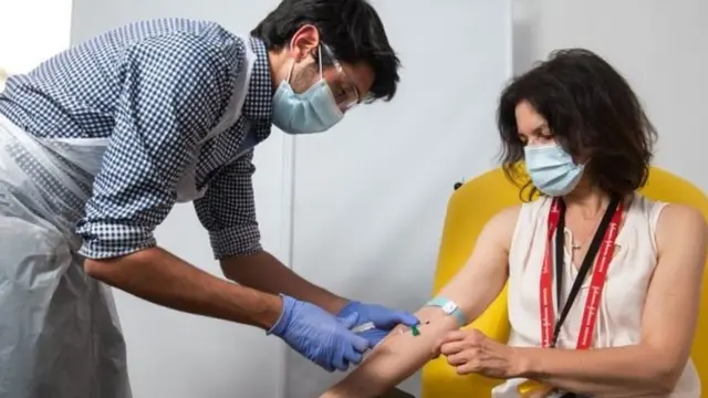 कोरोना, लस