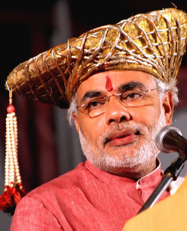 नरेंद्र मोदी