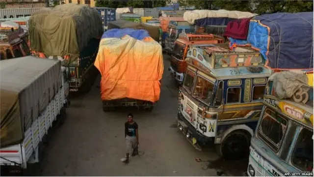 ट्रक और ट्रैफ़िक नियम