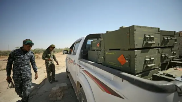 مقاتلون من قوات سوريا الديمقراطية