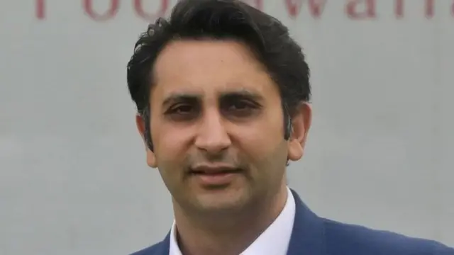 اداد پونا والا