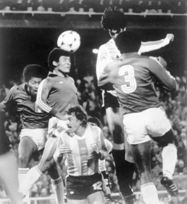 آرژانتین و پرو