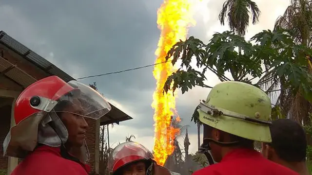 Kebakaran di sumur minyak