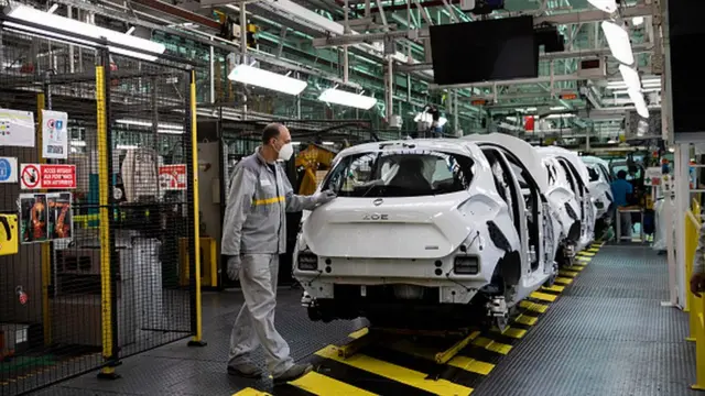 Французские власти намерены поддержать свою автопромышленность