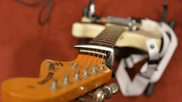 Pesme se zabranjuju ili cenzurišu iz različitih razloga, ali najčešće zbog politike