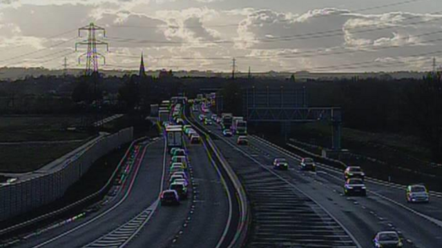 A14 in Cambridgeshire closed for some time after two car crash