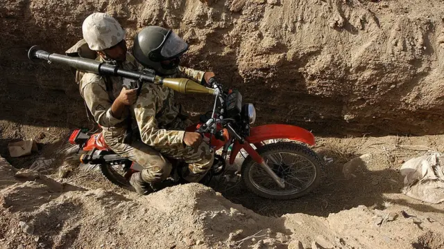 مانور نظامی ایران در جنوب شرقی ایران و مرز با پاکستان